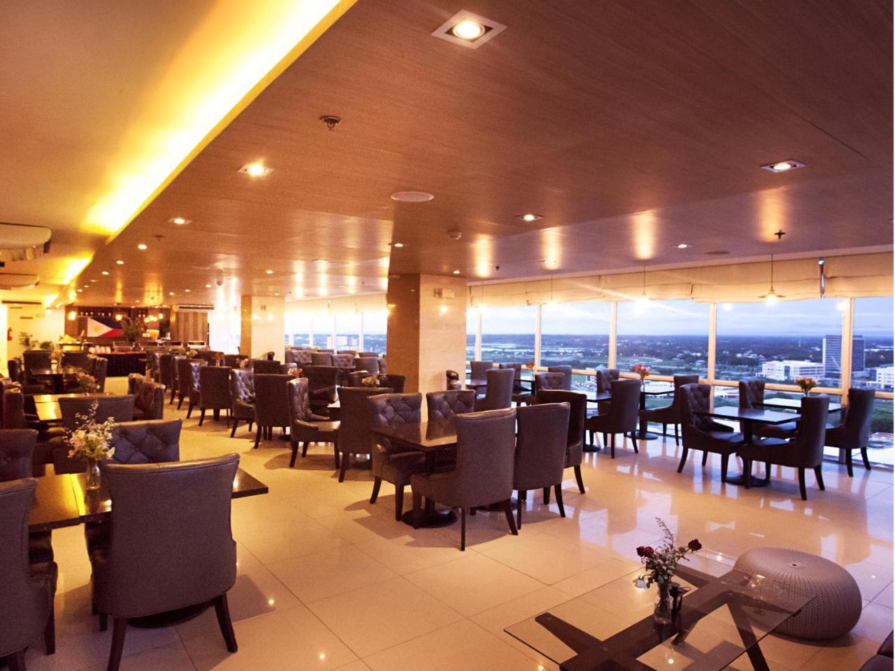 Injap Tower Hotel Iloilo Esterno foto
