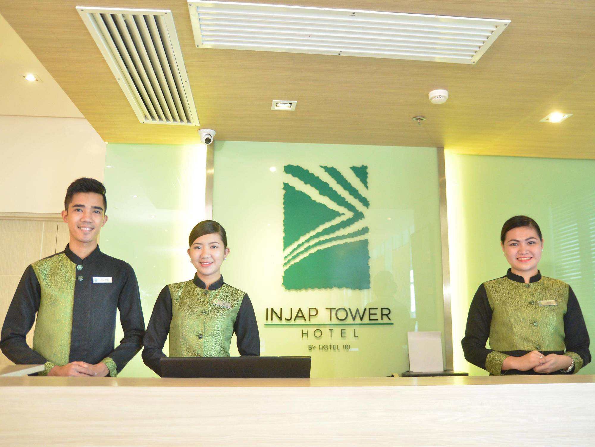 Injap Tower Hotel Iloilo Esterno foto